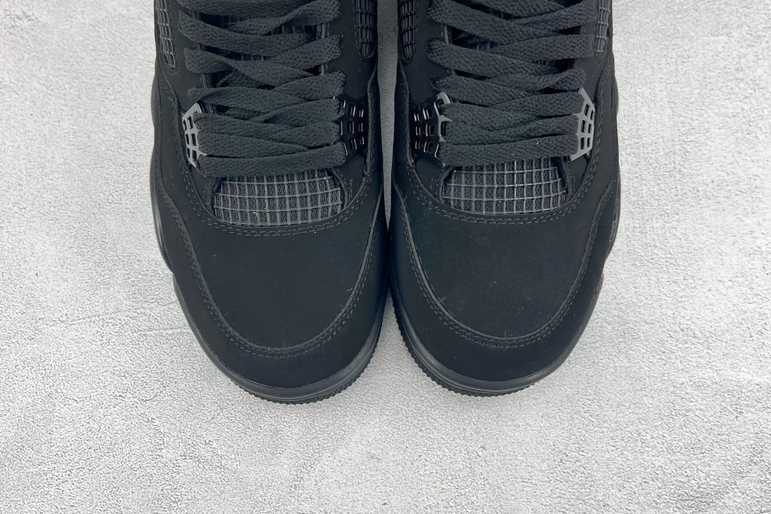 Air Jordan 4 Retro 黑猫 CU1110-010