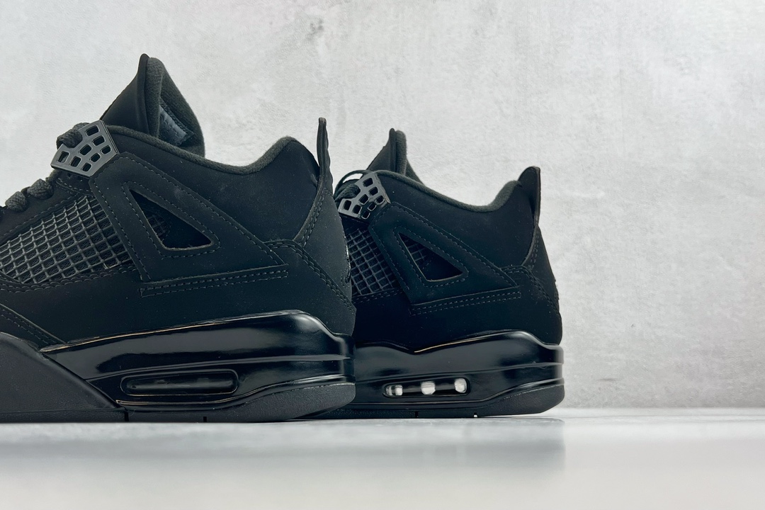 Air Jordan 4 Retro 黑猫 CU1110-010