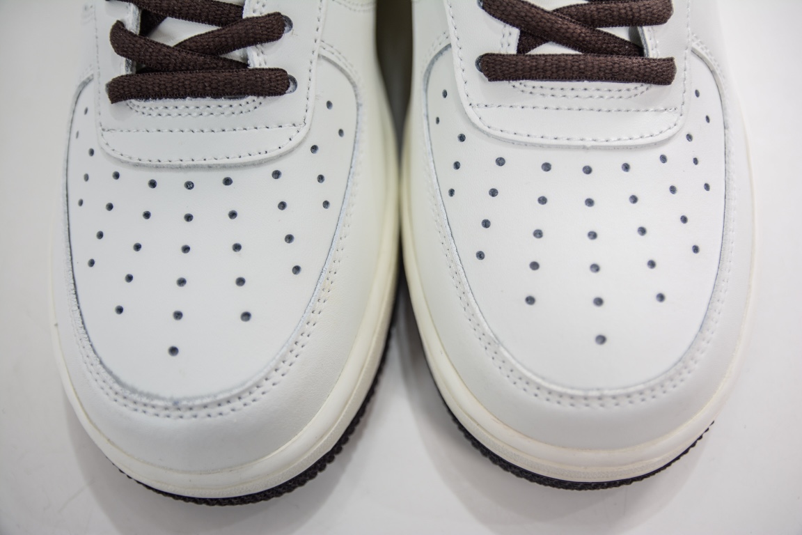 240 海外限量发售 Nike Air Force 1 07 Low “米酒红鳄鱼皮”纽约CM9612-023
