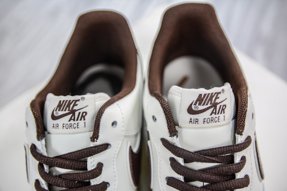 240 海外限量发售 Nike Air Force 1 07 Low “米酒红鳄鱼皮”纽约CM9612-023