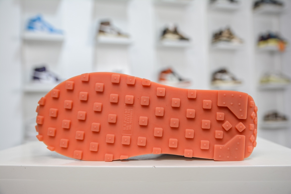 140 Nike Air Daybreak华夫系列 网纱透气复古休闲慢跑鞋CK2351
