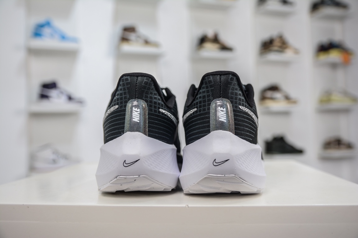 180 Nike Zoom Pegasus 39登月飞马39代 超轻网面透气跑步鞋 DR9619-001
