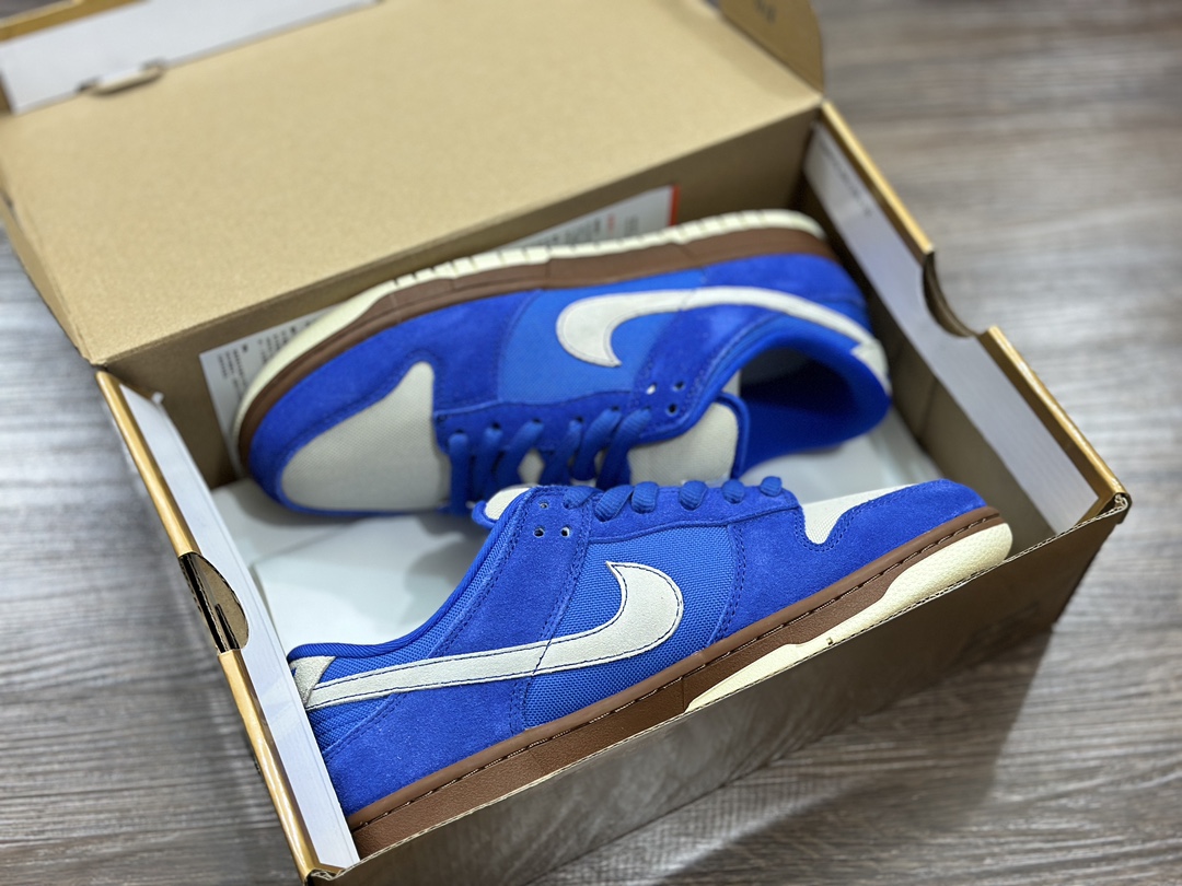 260 NIKE SB Dunk Low 低帮休闲运动鞋 304292-472