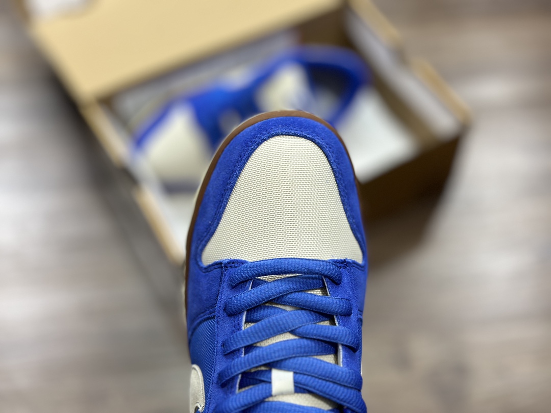 260 NIKE SB Dunk Low 低帮休闲运动鞋 304292-472