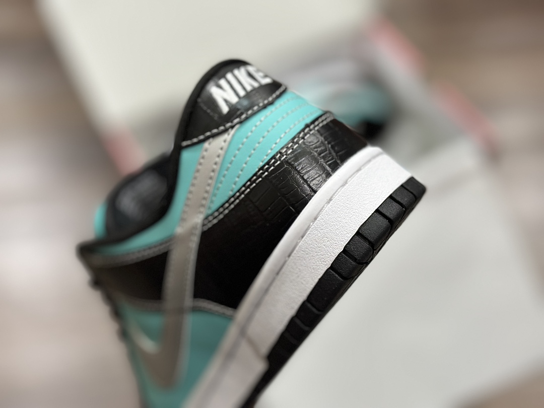 260 NIKE SB Dunk Low 低帮休闲运动鞋 304292-402
