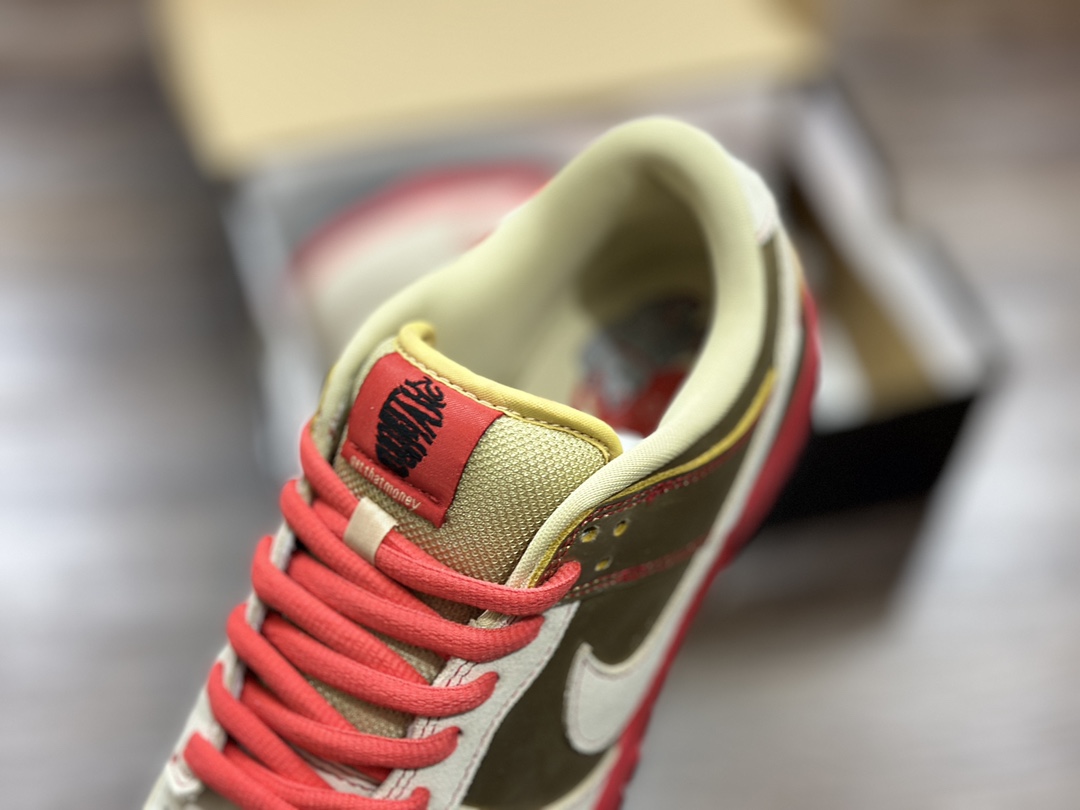 260 NIKE SB Dunk Low 低帮休闲运动鞋  304292-771