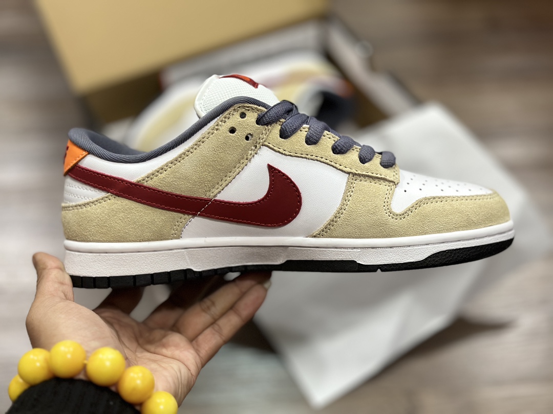 260 NIKE SB Dunk Low 低帮休闲运动鞋 304292-161