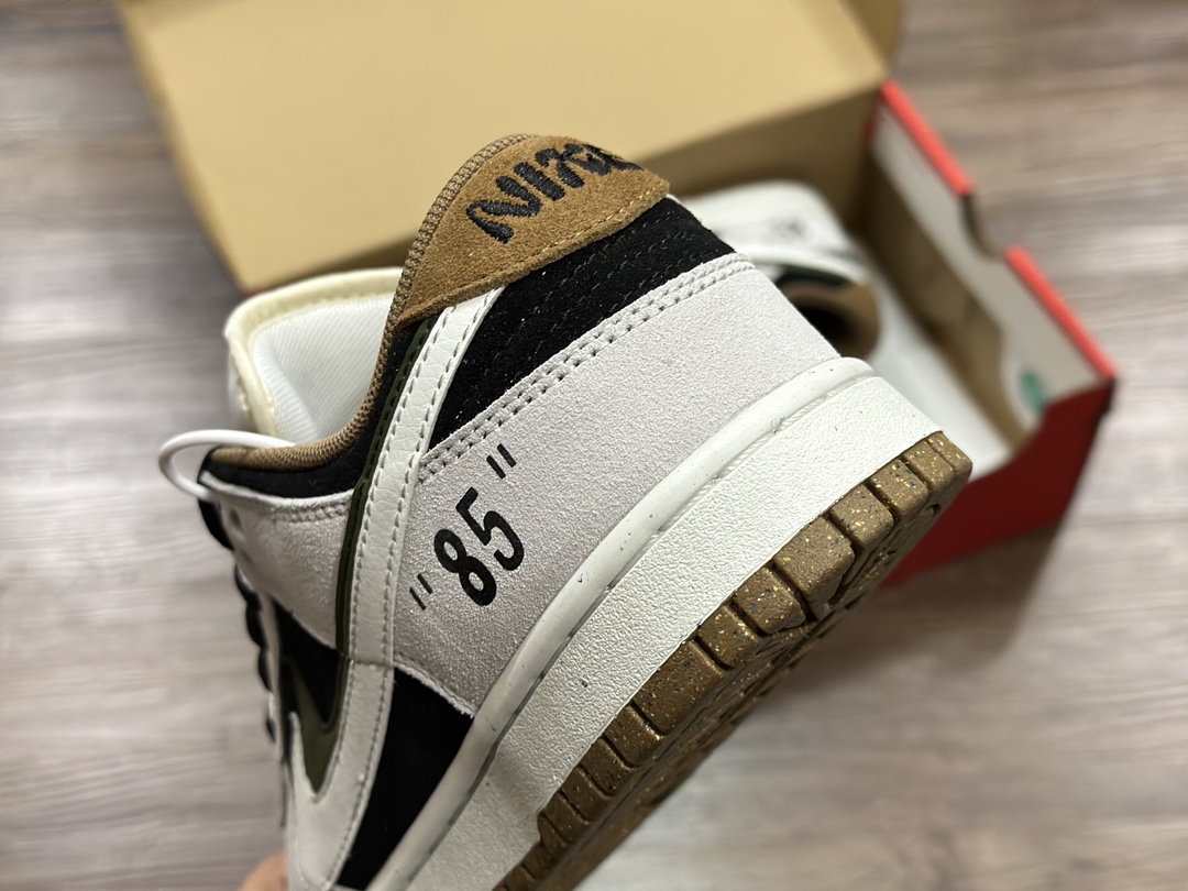 220 NIKE SB Dunk Low 双勾 低帮休闲运动鞋 DO9457-123