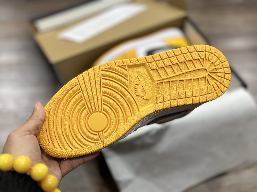 220 Nike Air Jordan 1 mid AJ中帮 黑黄 554724-701