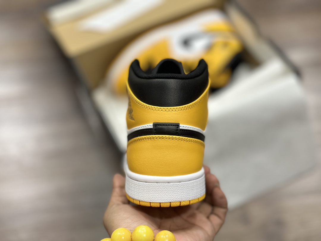 220 Nike Air Jordan 1 mid AJ中帮 黑黄 554724-701