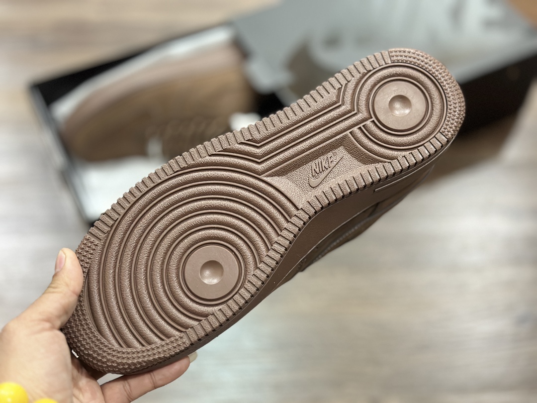 260 Nike Air Force 1 LOW 空军一号联名低帮运动鞋 CU9225-200