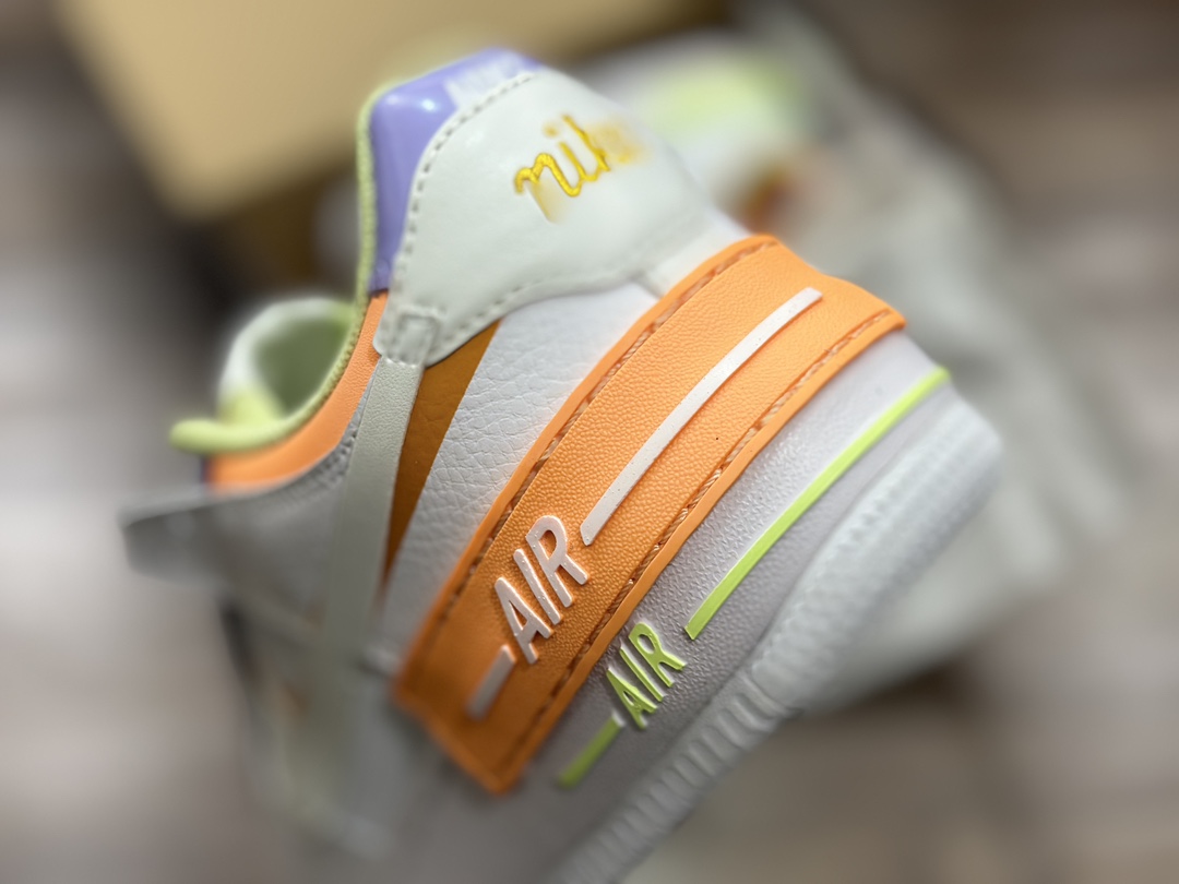 200 Nike Air Force 1 LOW 空军一号低帮运动鞋 DX3718-100