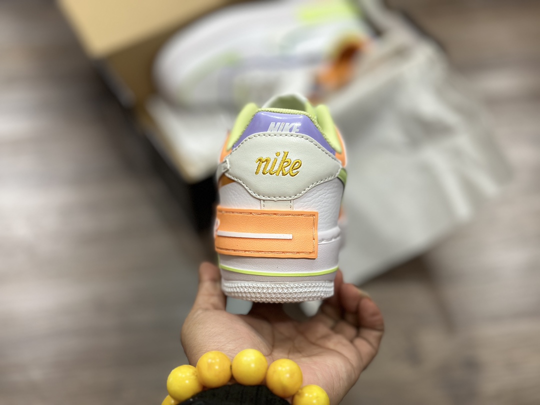 200 Nike Air Force 1 LOW 空军一号低帮运动鞋 DX3718-100