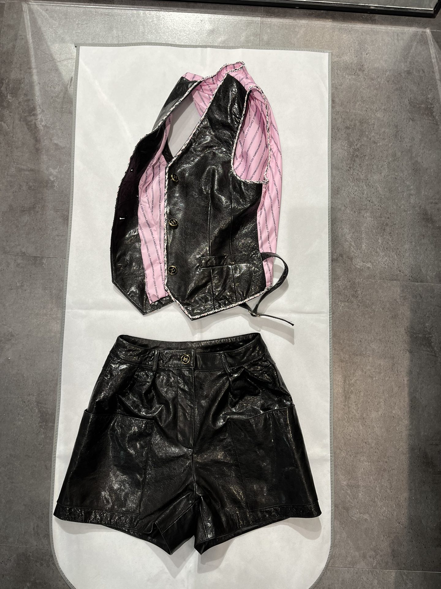 High-Grade Original Female Suit: Aurora Sheep Skin, Lightweight, Small Size. - 图片 9