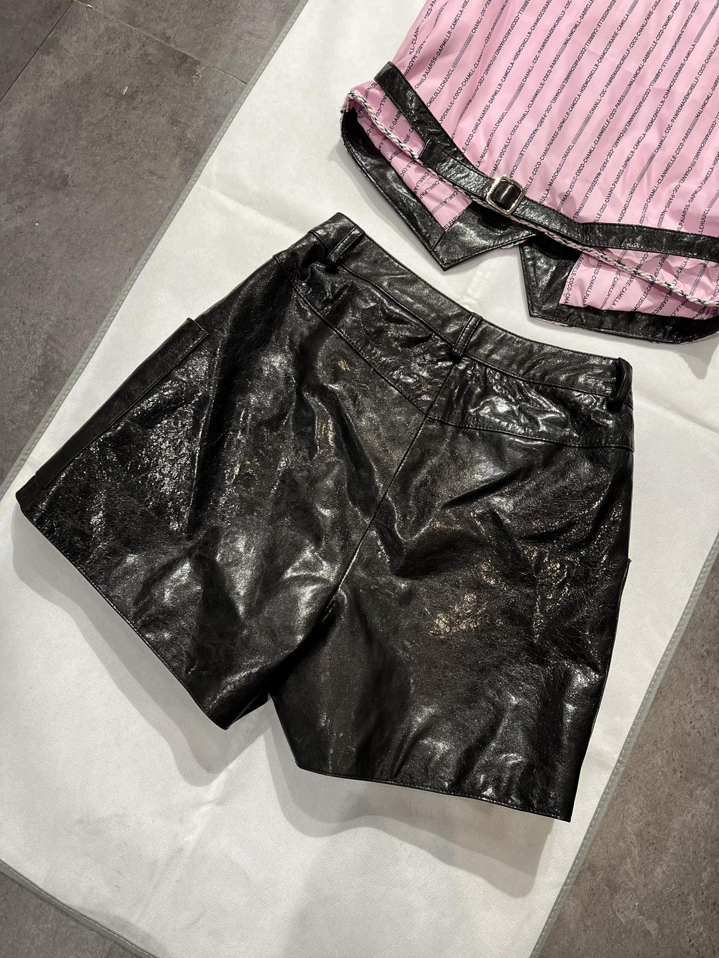 High-Grade Original Female Suit: Aurora Sheep Skin, Lightweight, Small Size. - 图片 7