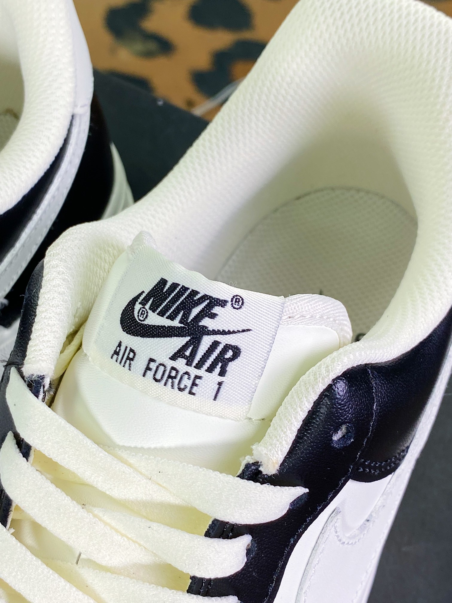 220 By You Air Force 1'07 Low Retro SP空军一号低帮经典百搭休闲运动板鞋FG5969-806-莆田鞋,莆田鞋货源,高仿鞋,高仿鞋货源,安福档口,莆田高仿鞋,莆田鞋批发,高仿鞋批发,莆田高仿运动鞋,高仿运动鞋,莆田运动鞋 220 By You Air Force 1'07 Low Retro SP空军一号低帮经典百搭休闲运动板鞋FG5969-806