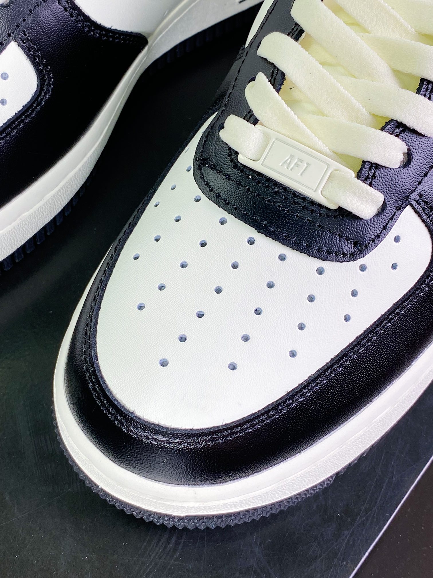 220 By You Air Force 1'07 Low Retro SP空军一号低帮经典百搭休闲运动板鞋FG5969-806-莆田鞋,莆田鞋货源,高仿鞋,高仿鞋货源,安福档口,莆田高仿鞋,莆田鞋批发,高仿鞋批发,莆田高仿运动鞋,高仿运动鞋,莆田运动鞋 220 By You Air Force 1'07 Low Retro SP空军一号低帮经典百搭休闲运动板鞋FG5969-806