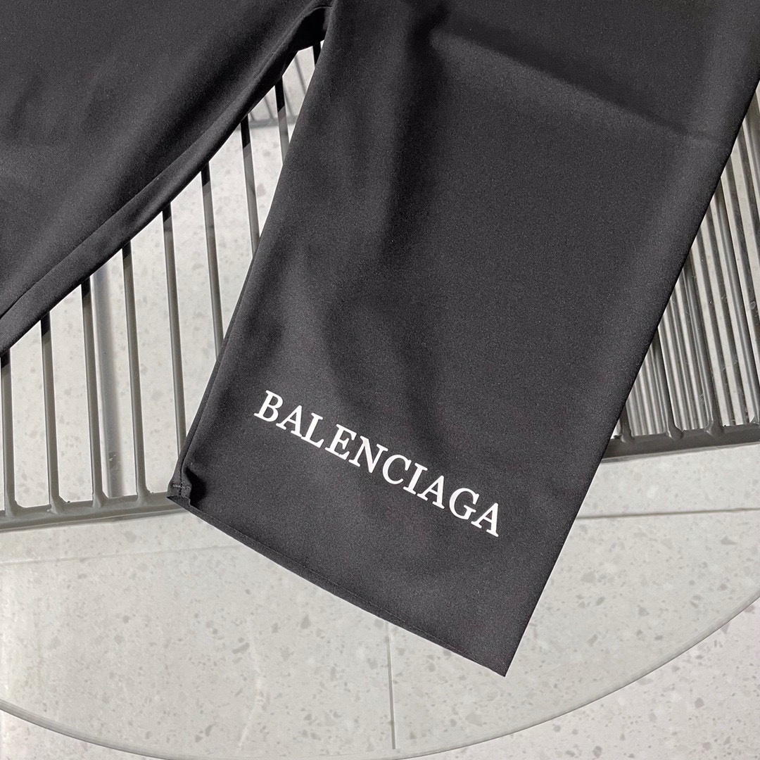 ️配包装一盒一条Balenciaga
