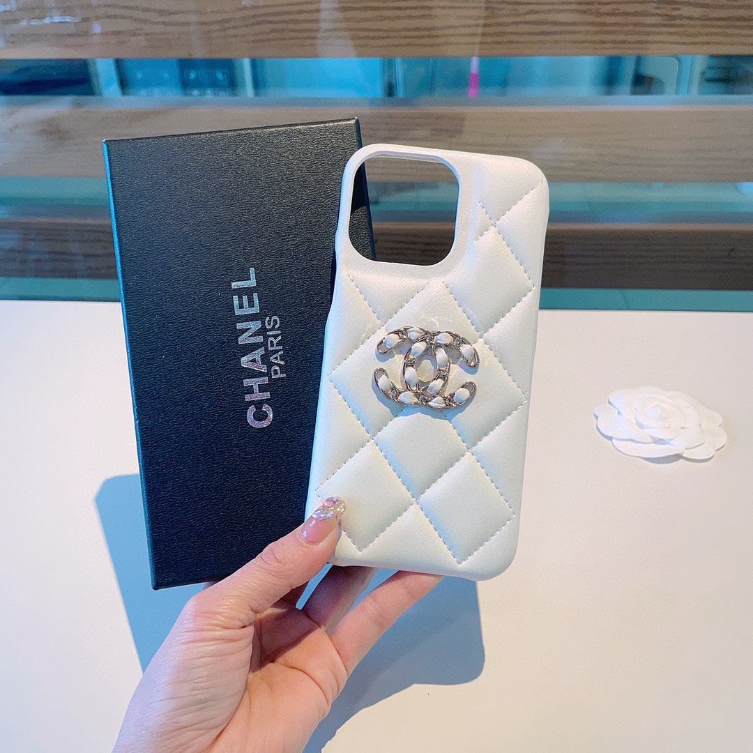 Chanel Phone Case Fashion