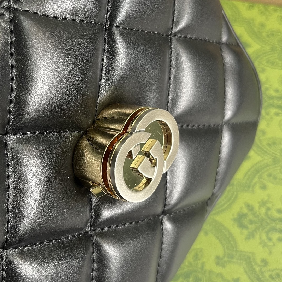 配全套包装️GucciDeco系列mini肩背包Gucci不断拓展自身视野以全新手法焕新演绎经典廓形和精