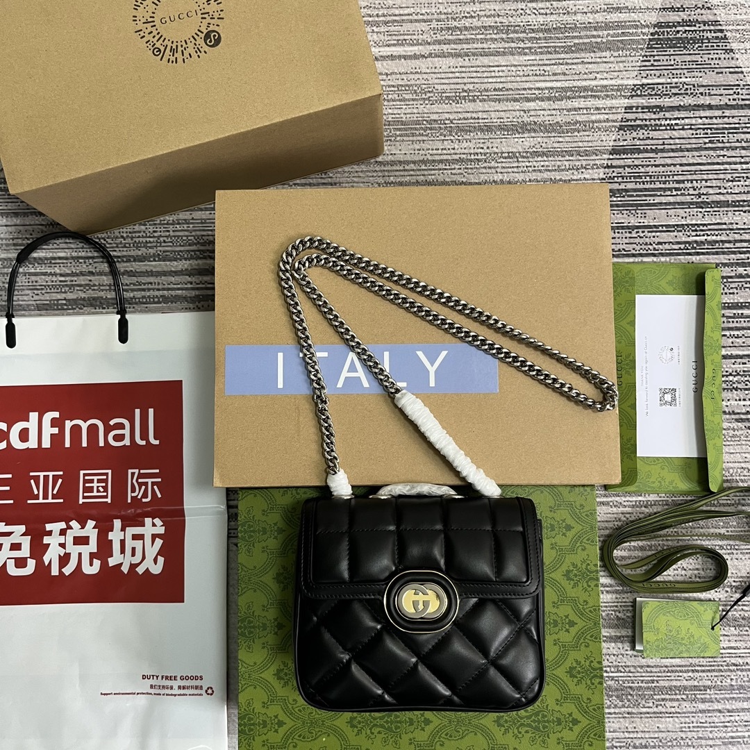 配全套包装️GucciDeco系列mini肩背包Gucci不断拓展自身视野以全新手法焕新演绎经典廓形和精