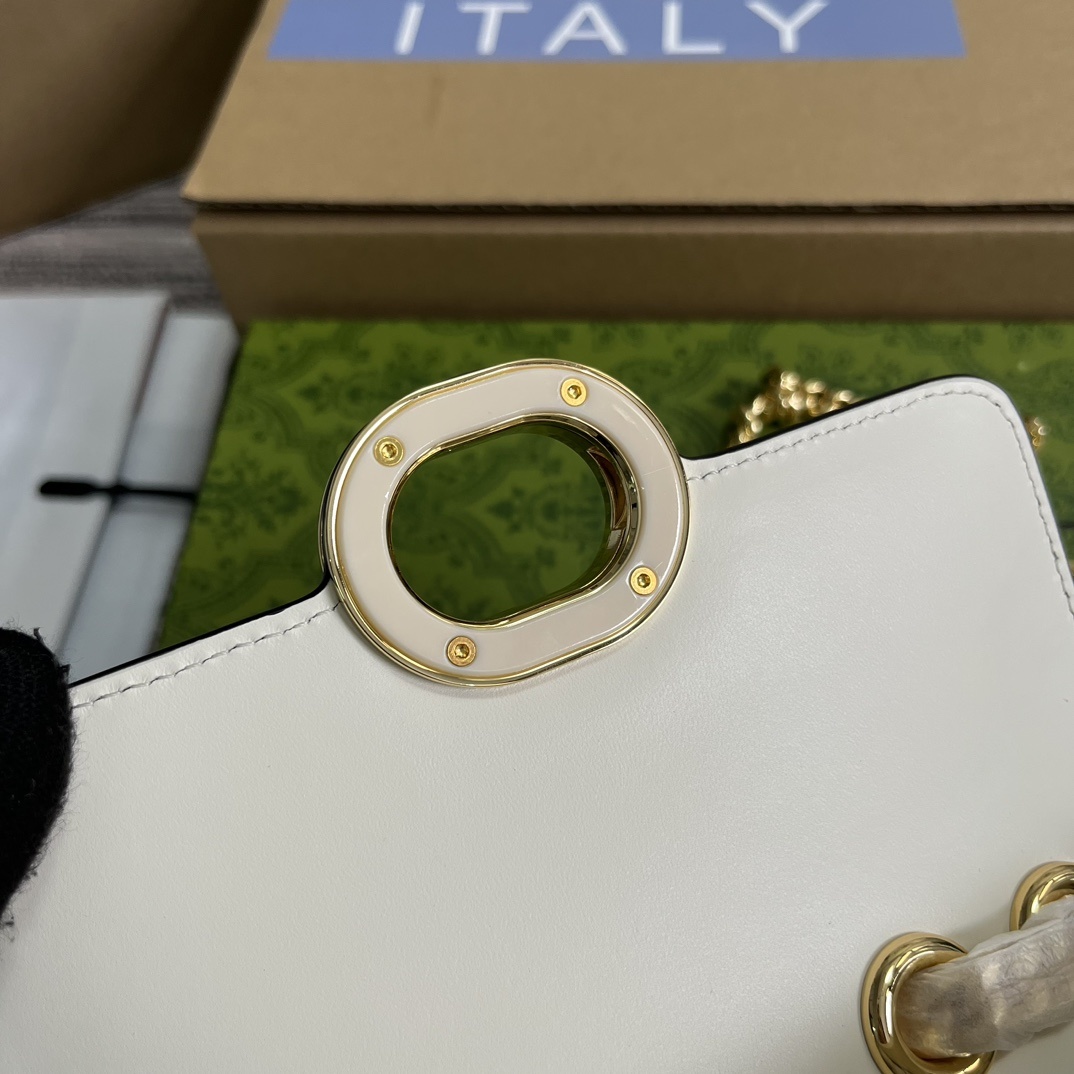 配全套包装️GucciDeco系列mini肩背包Gucci不断拓展自身视野以全新手法焕新演绎经典廓形和精