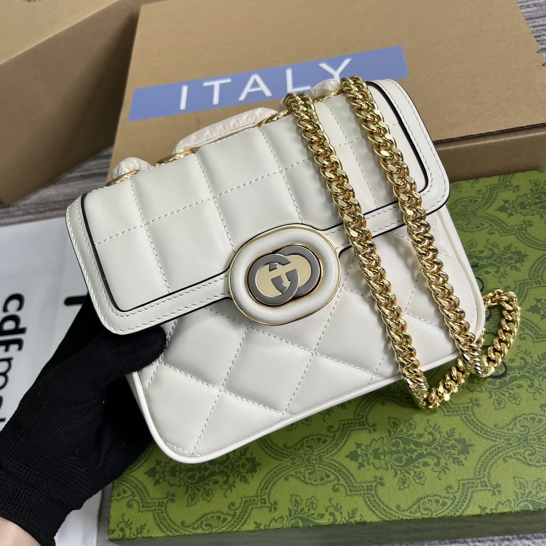 配全套包装️GucciDeco系列mini肩背包Gucci不断拓展自身视野以全新手法焕新演绎经典廓形和精