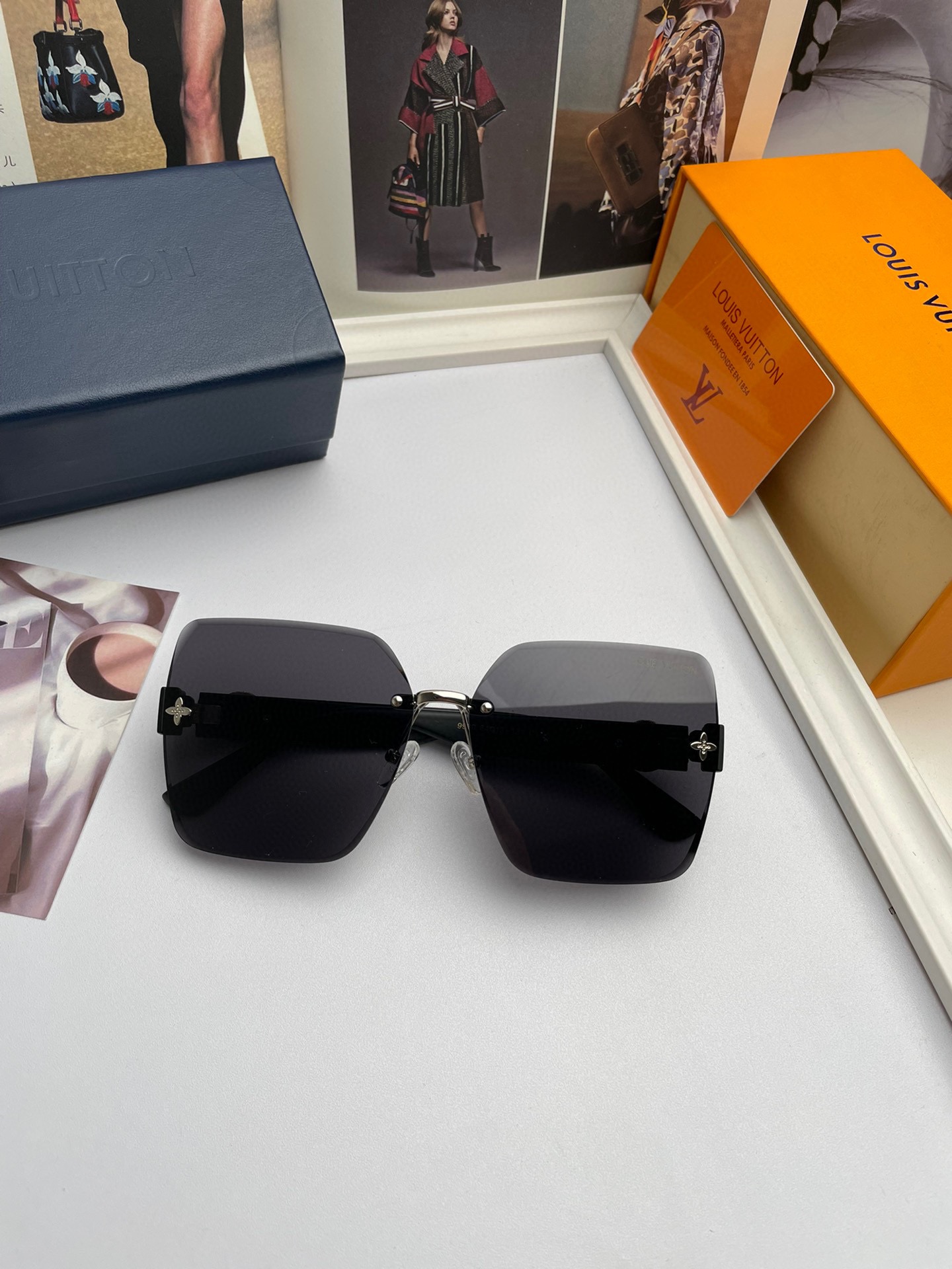 路易威登 Louis Vuitton 高级成衣风衣外套及大衣服饰 #4A308E43 3