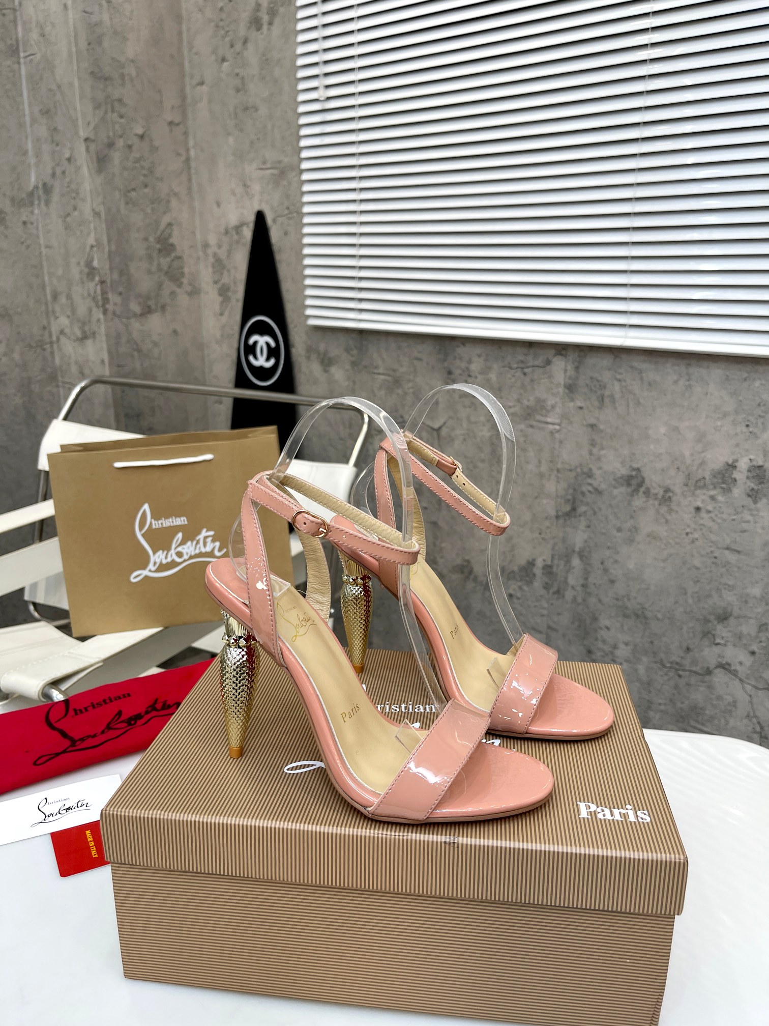serie de tacón alto precio de fábrica P: 220Christian Louboutin (CL) 2023 nuevos tacones altos de 10