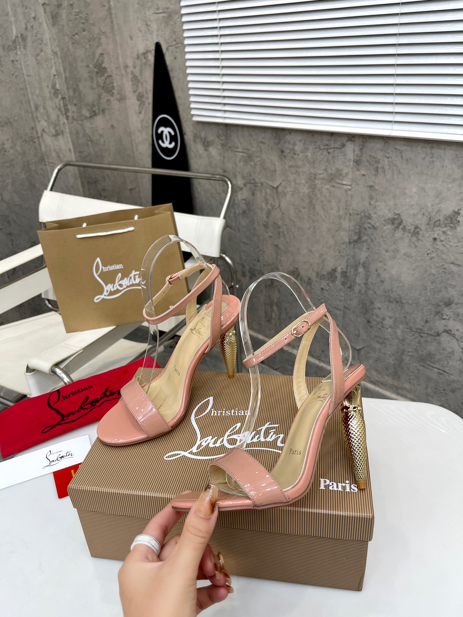 serie de tacón alto precio de fábrica P: 220Christian Louboutin (CL) 2023 nuevos tacones altos de 10