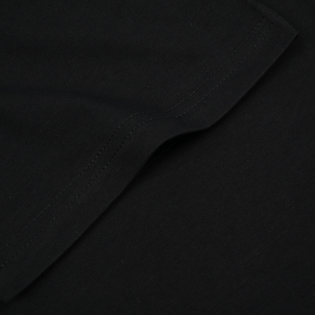 Gucci古驰23ss 渐变彩虹闪电短袖-Chinese UA Cheap High Quatity Brand Clothes Bags handbags Sneakers wholesale wholesaler seller from China Factory suppliers Fashion Clothing Shoes best Quality Beautiful Price Gucci古驰23ss 渐变彩虹闪电短袖