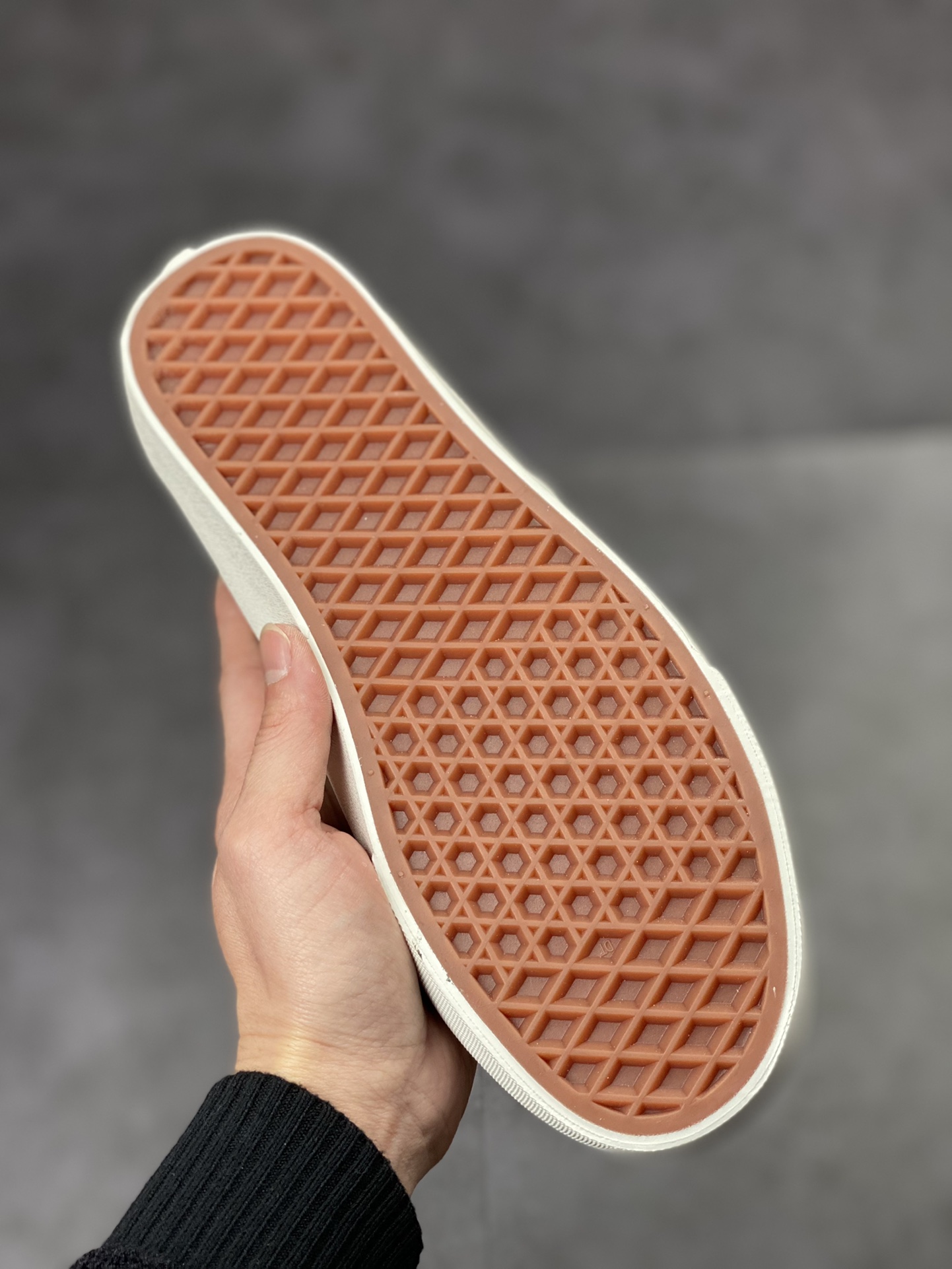 The most versatile color checkerboard pattern for summer is here, VANS 2023 new model