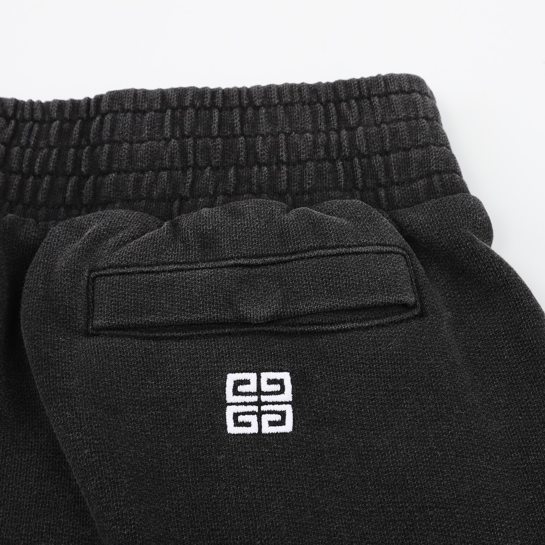 200 Givenchy/纪梵希 彩虹刺绣字母水洗短裤