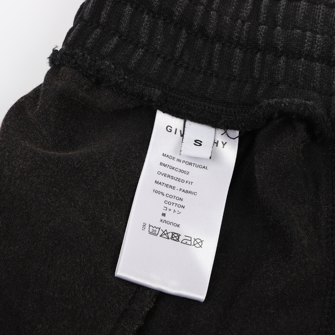 200 Givenchy/纪梵希 彩虹刺绣字母水洗短裤