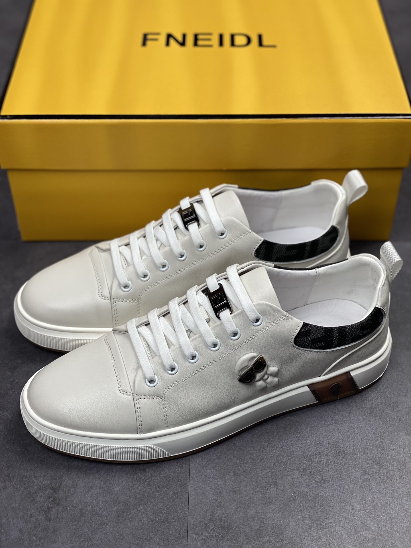 FENDI Fendi high luxury casual sports shoes series