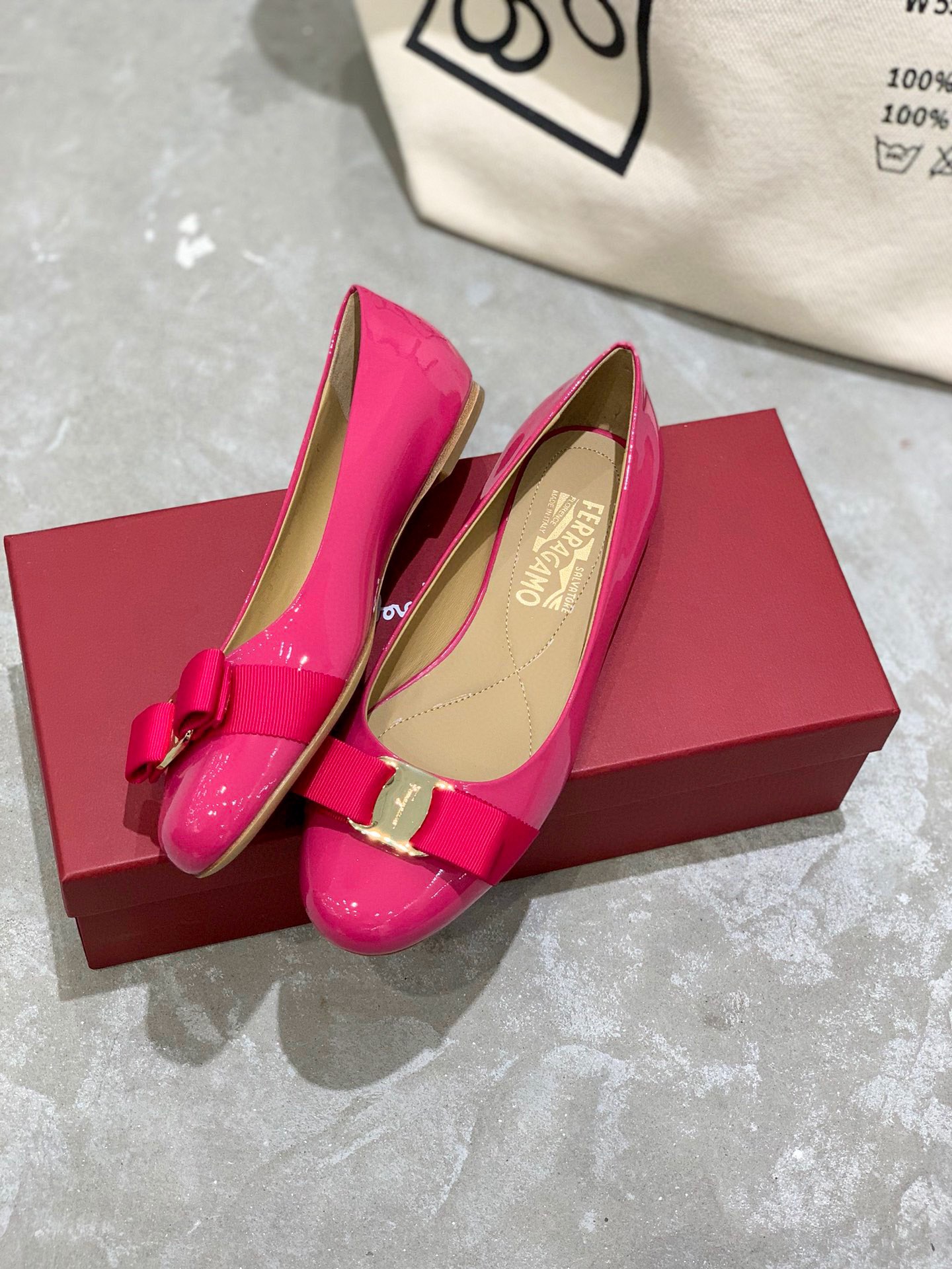 [Ferragamo Women