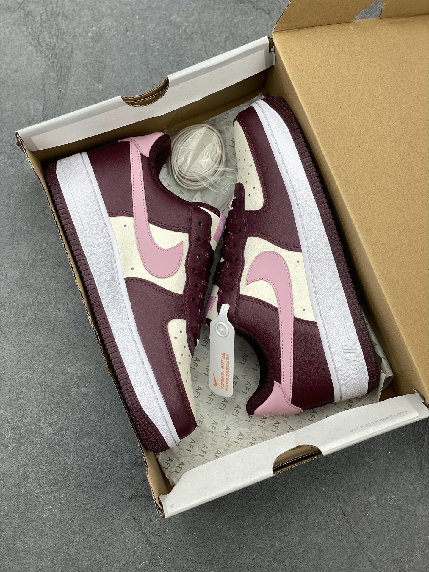 Nike Air Force 1 '07 Low 'Valentine's Day' FD9925-161 - Size 36-45 10 i1679858920 9326 8