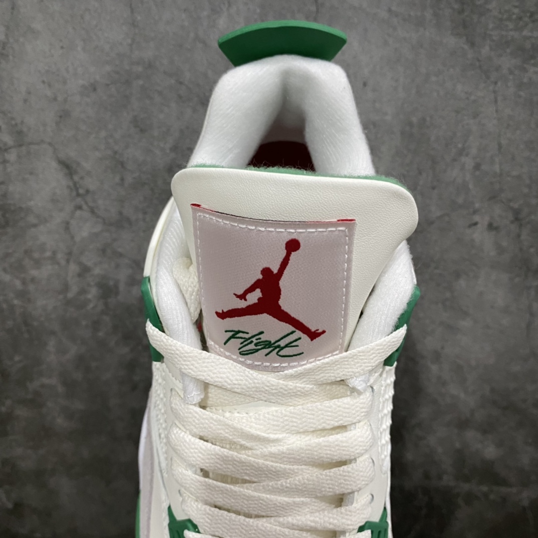 图片[8]-外贸纯原版NK SB x Air Jordan 4“Pine Green”n联名绿松石 纯原外贸订单n原盒原配  独家配原鞋拆解开发n原楦原纸板开发 全市场最纯正四代版型n原底真实气垫 回弹反馈充足n完美鞋楦打造 市面最高工艺一切细节如图实拍，所见所得‼ 货号：DR5415-103nSize:  40.5 41 42 42.5 43 44 44.5 45 46 47.5-莆田鞋批发中心