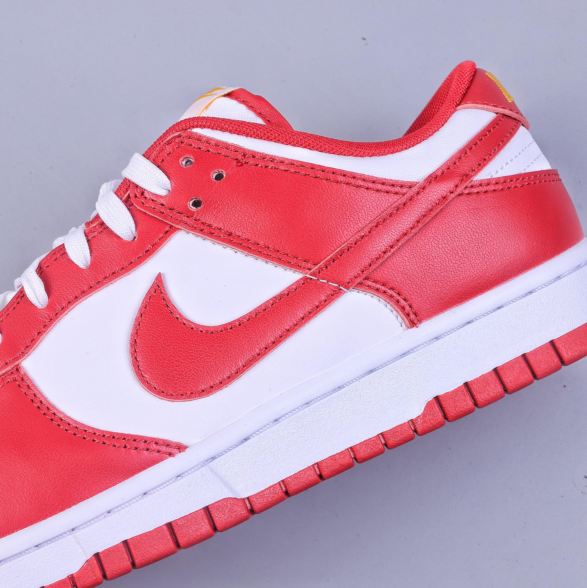 280 GT版NK SB Dunk Low ”Gym Red” 团队红 DD1391-602