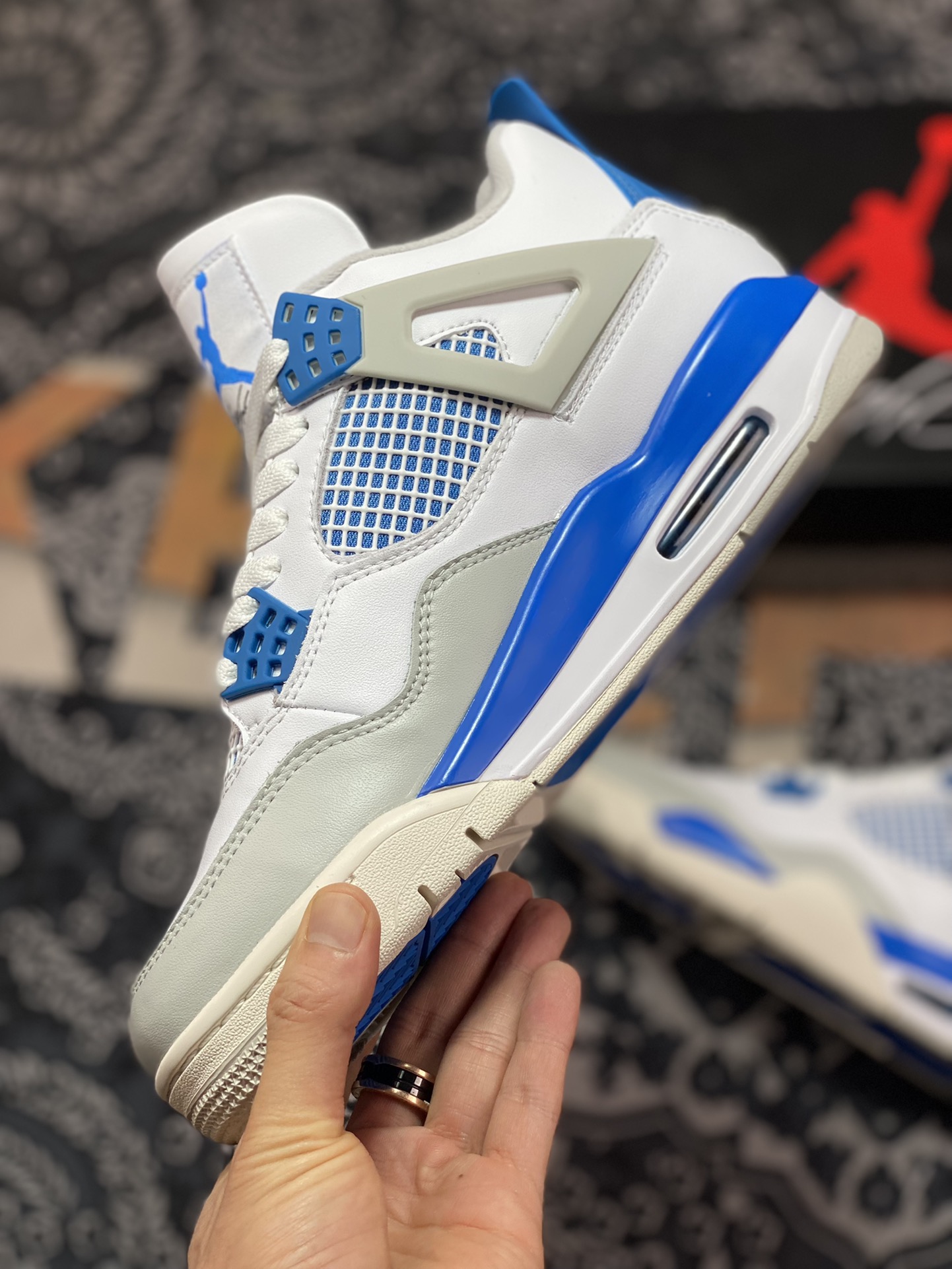 Air Jordan 4 Retro”Military Blue”迈克尔·乔丹AJ4代中帮“白蓝北卡蓝限定”308497-105