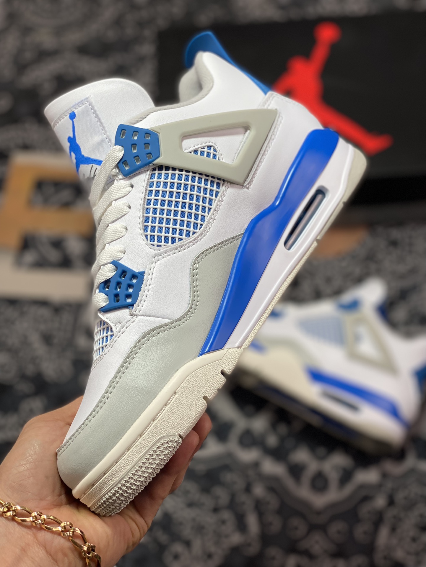 Air Jordan 4 Retro”Military Blue”迈克尔·乔丹AJ4代中帮“白蓝北卡蓝限定”308497-105