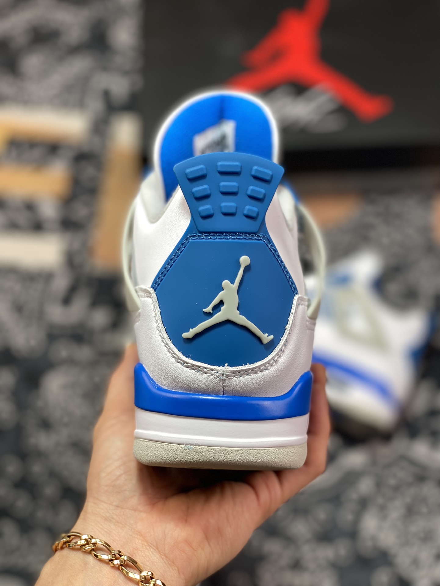 Air Jordan 4 Retro”Military Blue”迈克尔·乔丹AJ4代中帮“白蓝北卡蓝限定”308497-105