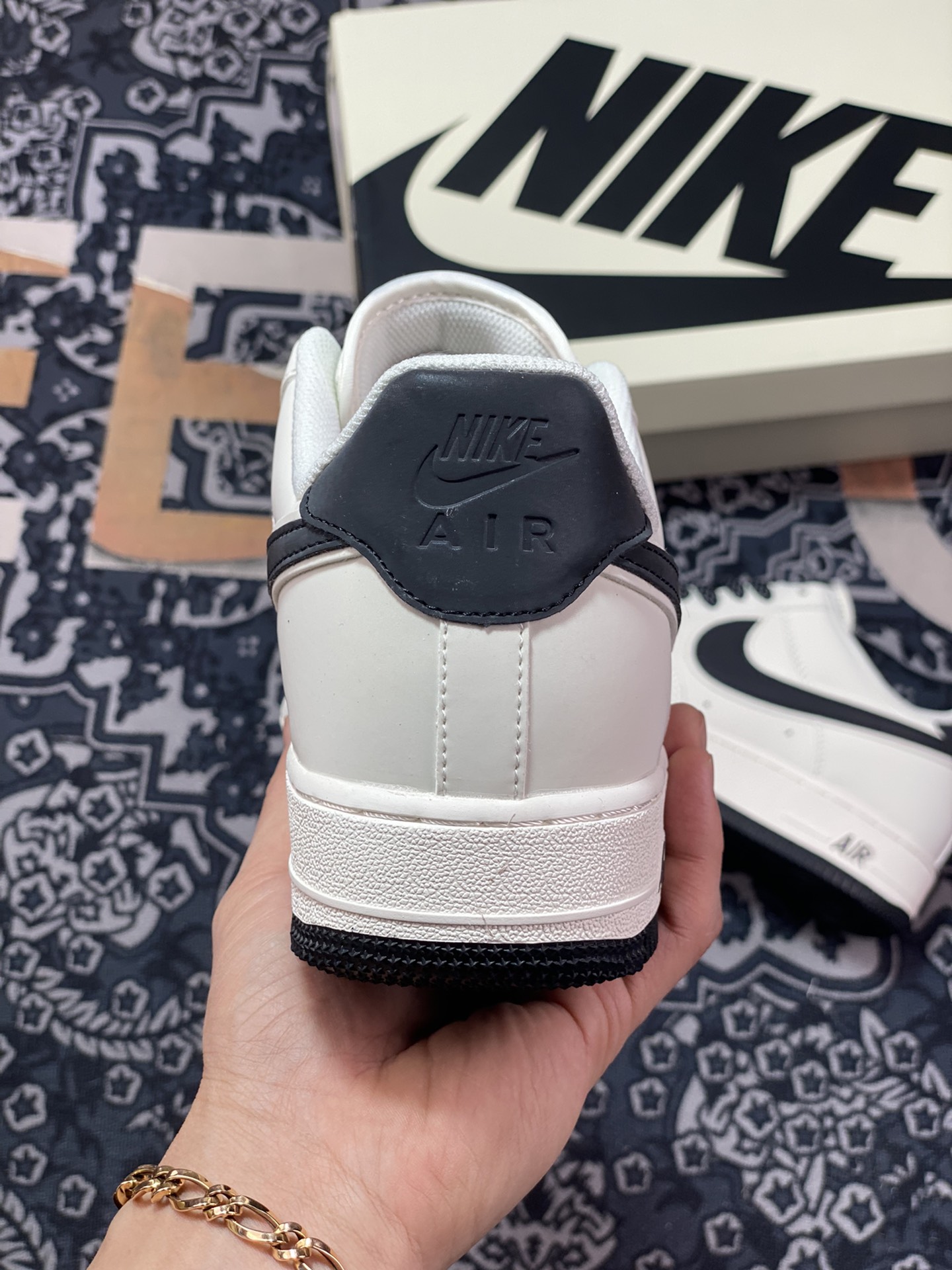 240 Nike Air Force 1’07 Low”Beige White/Black Reflective” “皮革米白黑3M反光叠钩”GL6835-001