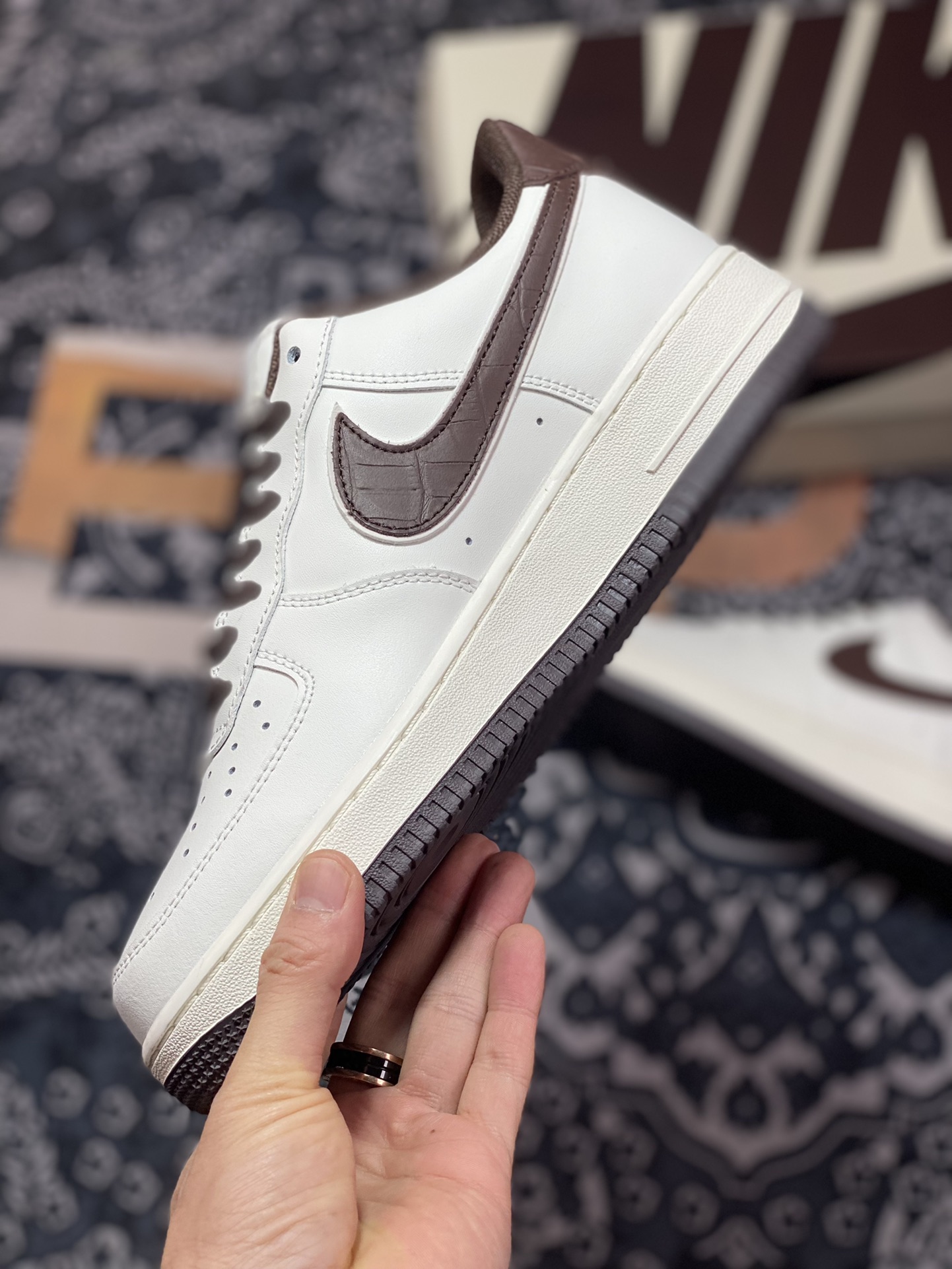 240 Nike Air Force 1 '07 Low ”NYC/White/Brown”空军一号经典低帮“皮革米白深棕NYC”CM9612-023