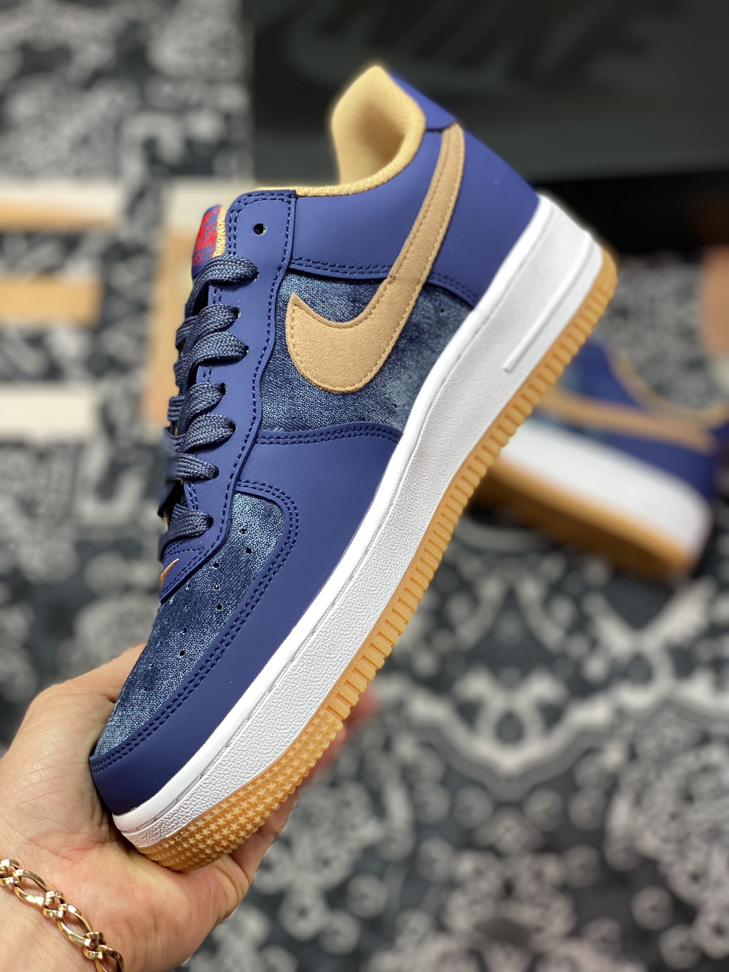 200 Nike Air Force 1 07 LV8 空军一号经典低帮DD1259-400