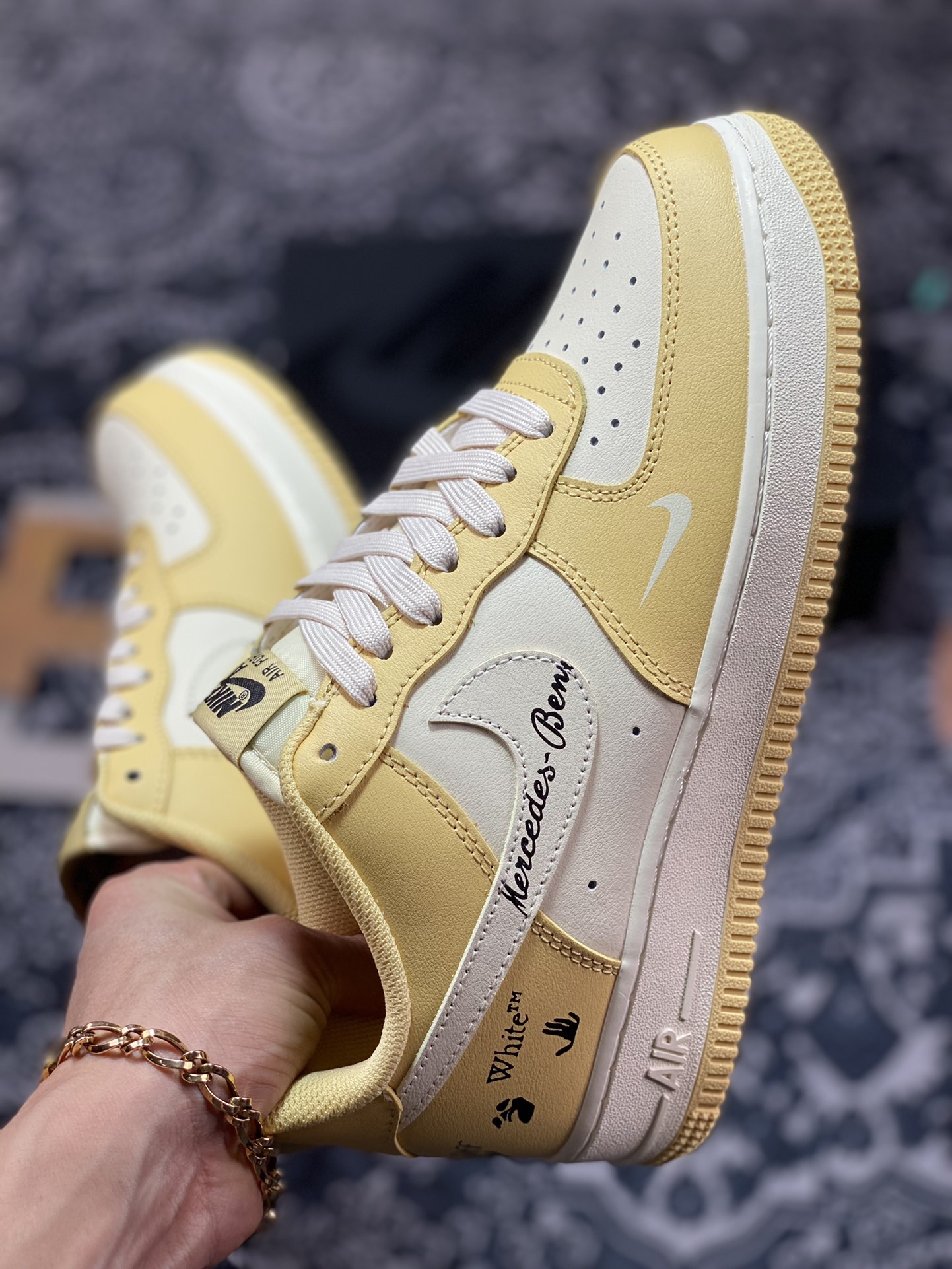 200 Off-White x Nike Air Force 1'07 Low”Mercedes Maybach”空军一号低帮鞋“OW流沙黄米白黑”DV4468-126