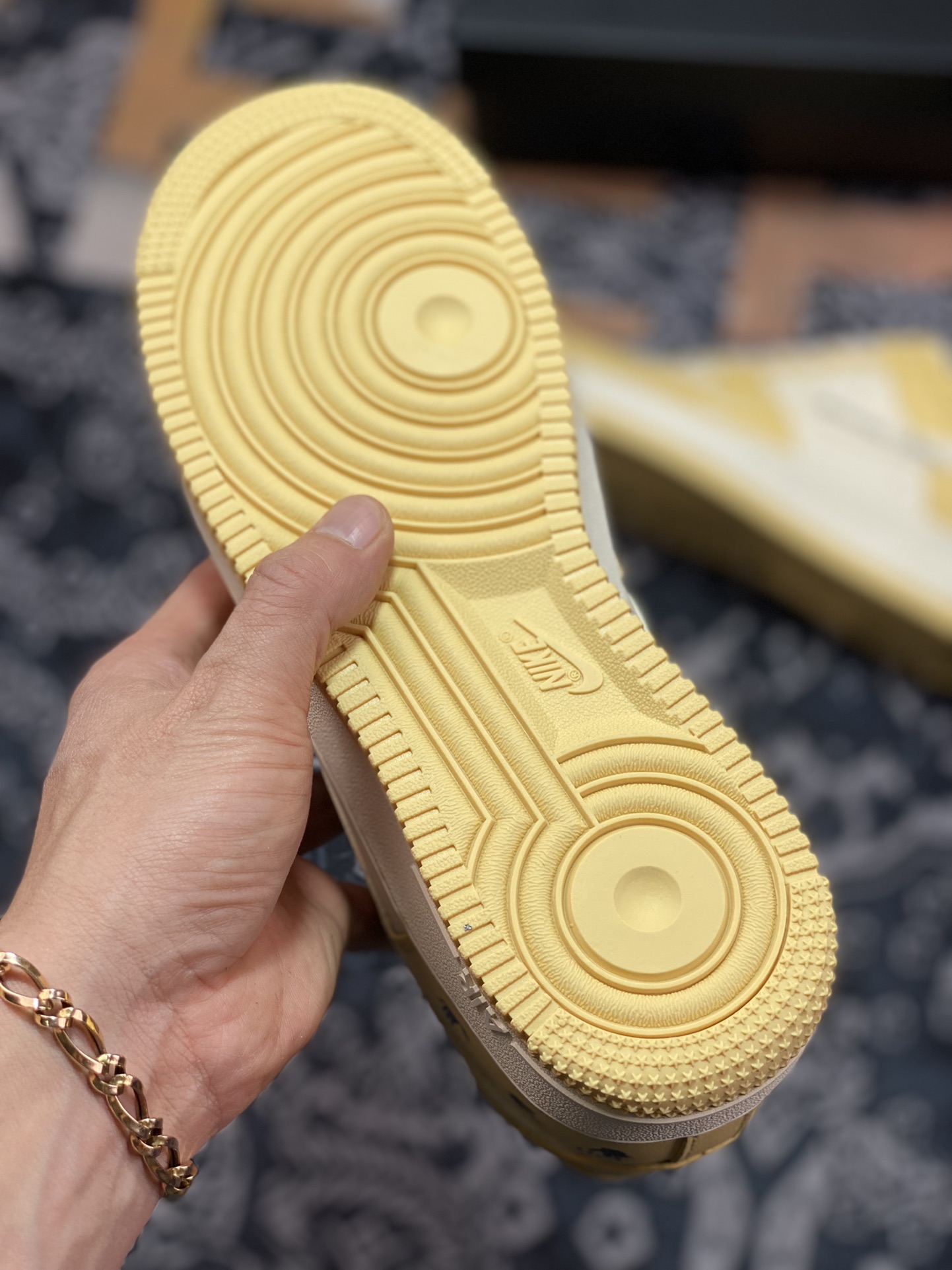 200 Off-White x Nike Air Force 1'07 Low”Mercedes Maybach”空军一号低帮鞋“OW流沙黄米白黑”DV4468-126