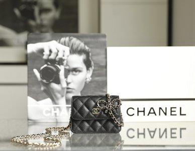 What is AAA quality
 Chanel Wallet Black All Steel Spring/Summer Collection Chains