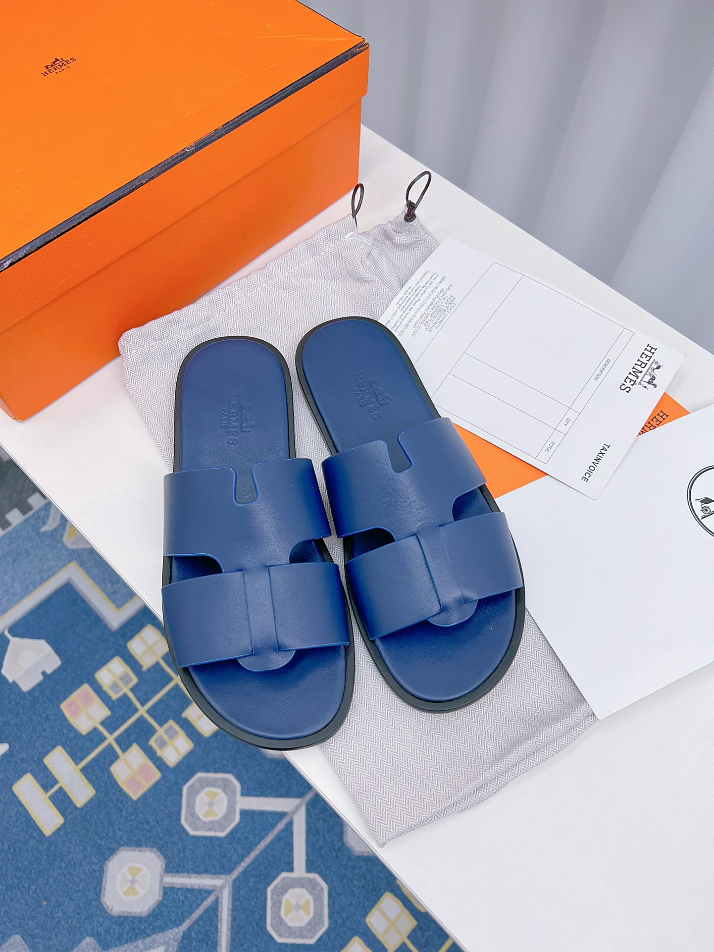NO:228435,[HERMES] —————————————————————————————————————————————————————————————————————————————————————————————————————————————————————————————————————————————————————————————————————————————————————————————————————————————————————————————————————————————————————————————————————————————————————————————————————————————————————————————————————————————————————————————————————————————————————————————————————————————————————————————————————————————————————————————————————————————————————————————————————————————————————————  The upper is made of custom calfskin/imported denim/imported original palm print.  The inner part is dyed with cowhide inside.  The foot pads are all top-level imported cowhide. Exclusively opened the original Italian leather outsole. All colors are available. Welcome to the picture to inquire. Men's version SlZE38-45 (customized for 45) (standard size according to the usual sneaker size) (This model is a genuine leather outsole. Please remind customers that the sole cannot be directly on the ground when trying it on. If there is trachoma and not after-sales, please understand)..., slippers, hermes, hermes, sneakers, slippers, cowhide, Leather soles19860909【HERMES】————顶级原单品质男拖系列； 香港购入正版,调试了三个月才出货爱马仕H家男拖鞋别看简单,实在不好做,没有原版,根本就不可能做出完美的复刻.也正因为有这些好东西,才能让拖鞋变得那么好穿！ 材质鞋面采用订制小牛皮/进口牛仔布／进口原版手掌纹． 内里小染牛皮内里． 垫脚都是顶级进口头层牛皮 独家开模意大利原版真皮大底 颜色所有颜色都有,欢迎来图询问 男版SlZE38-45（45订做）(标准码数 按平时运动鞋码)（此款为真皮大底,请跟顾客提醒试穿时鞋底不能直接踩地上,如果有沙眼不售后,请理解）..,拖鞋,hermes,hermes,sneakers,slippers,cowhide,Leather soles,Women's Shoes