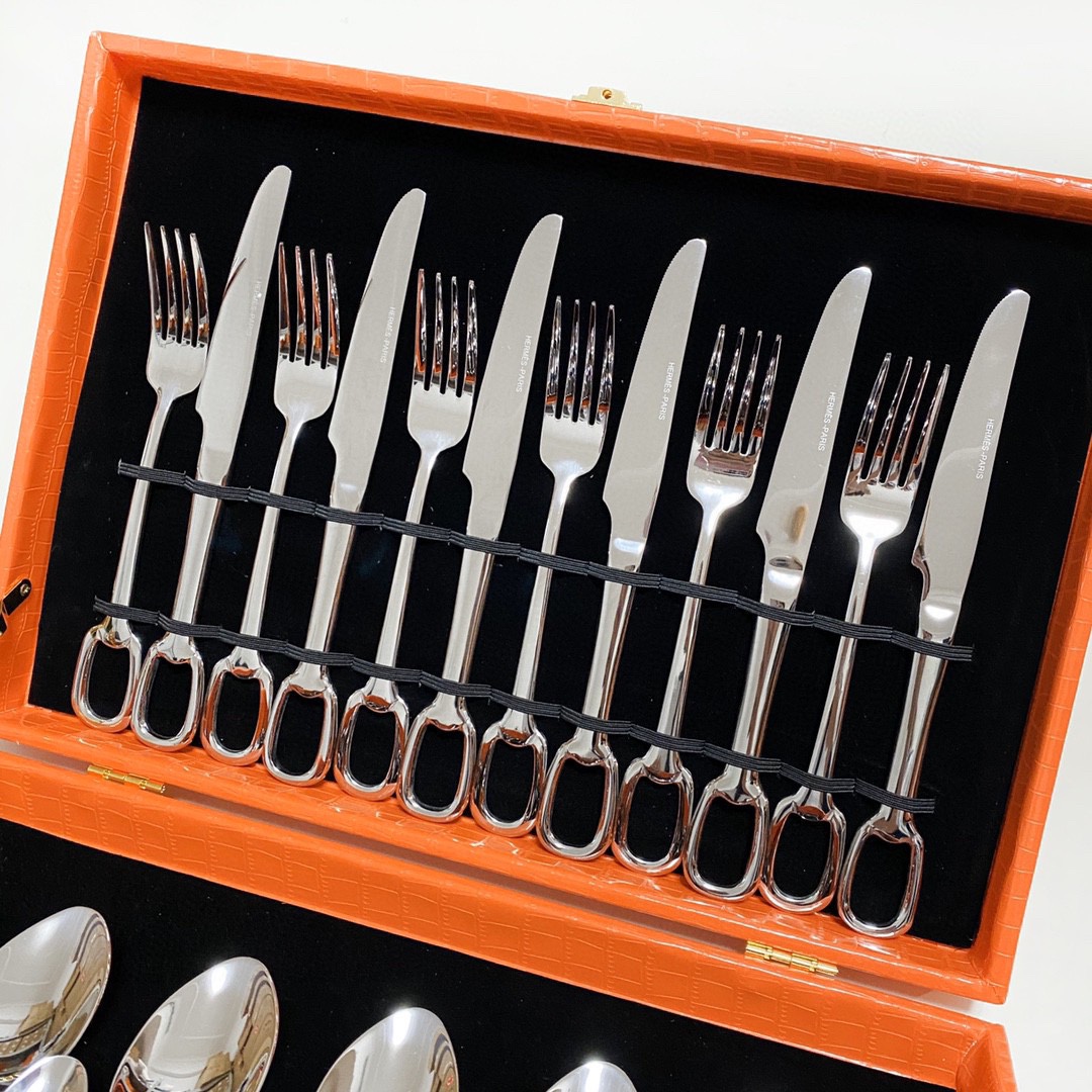 Hermes Knife and Fork 24 Piece Set - Comprehensive 2